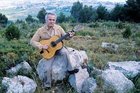 L'univers poétique et musical de Georges Brassens.